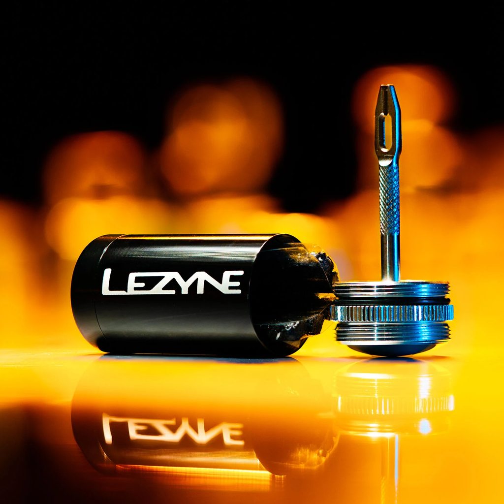 LEZYNE TUBELESS TIRE PUNCTURE REPAIR KIT