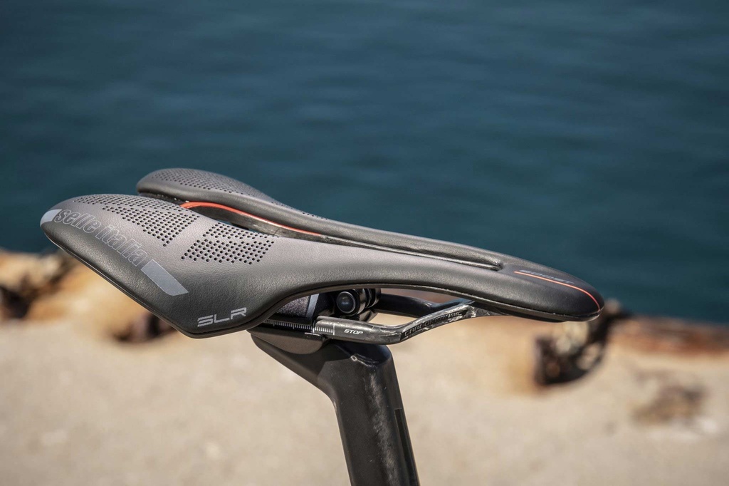 SELLE ITALIA SLR BOOST KIT CARBONIO L1