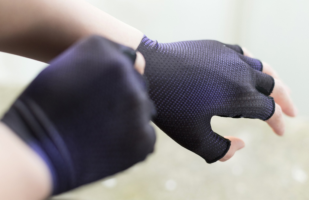 UKE Pneumatic Wave Cycling Gloves