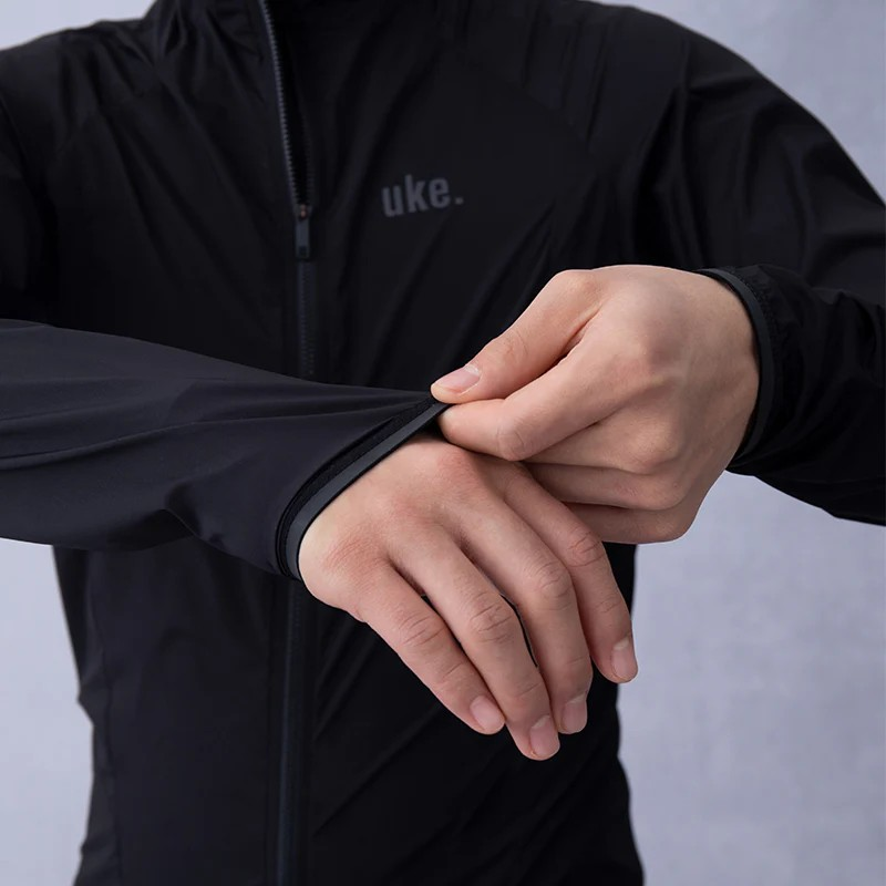 UKE Wind Men's Training Jacket (Black)