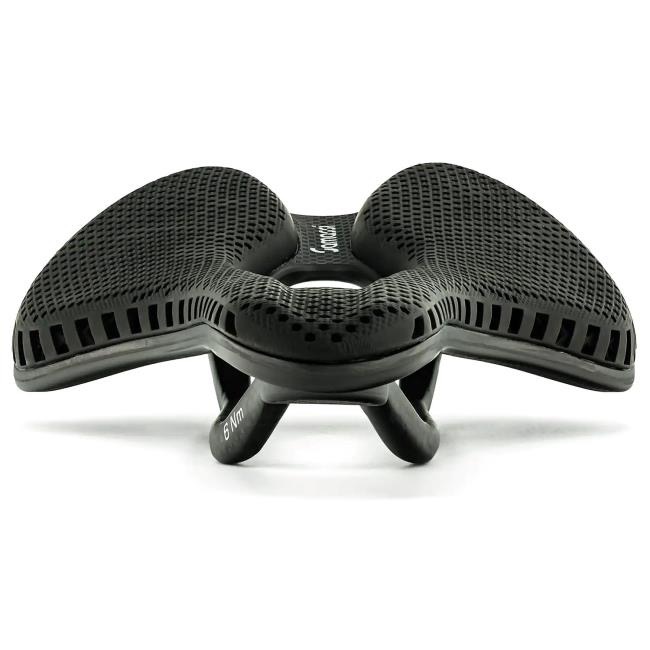 BBB BaseShape Upright Saddle (Black)